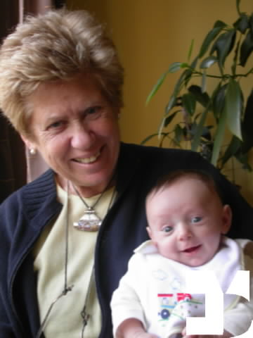 Parenti - Julian - 20041111 15.34 - cresce - 176-ALF.JPG